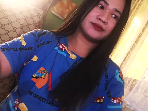 Hugeladycockmarga online show from 15, 1, 2026