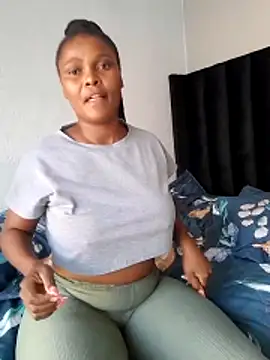 Snapshot of SweetAppleCandyxx chatting on 27, 3, 2026 SweetAppleCandyxx online show from 27, 3, 2026