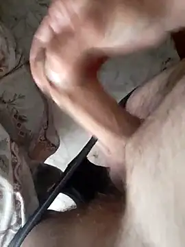 Alex 7422 online show from 11, 9, 2025