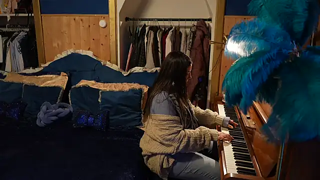 VanessaDoyle online show from 24, 3, 2026