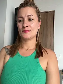 Snapshot of Verito_hot chatting on 8, 5, 2026 Verito hot online show from 8, 5, 2026