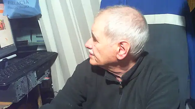 nonnomaturobisex online show from 25, 4, 2026