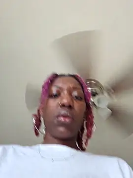 oliviaprettypussy online show from 12, 4, 2026