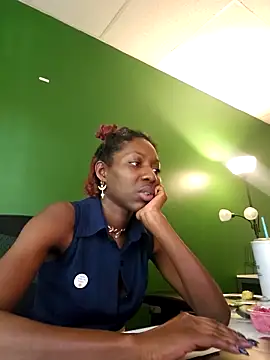 oliviaprettypussy online show from 29, 4, 2026