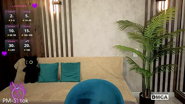 Holl1Would online show from 23, 2, 2026