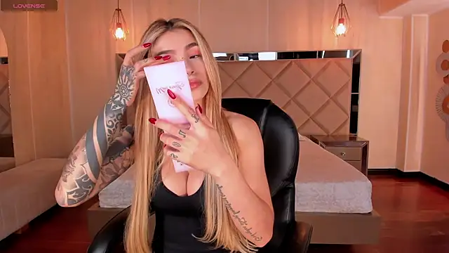 LexieWayne online show from 24, 4, 2026