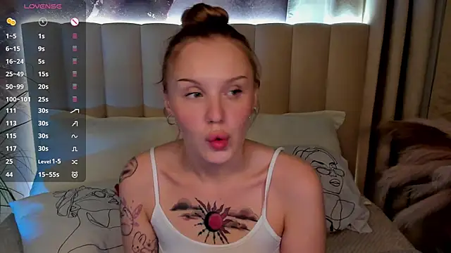 LianaFord online show from 4, 2, 2025