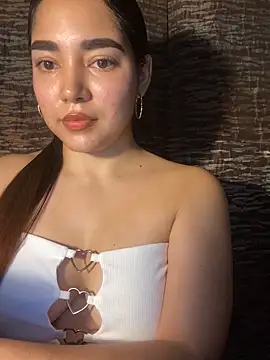 DulceChloe99 online show from 24, 2, 2026