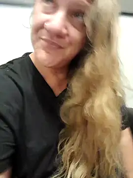 BubblegumCj online show from 29, 4, 2026