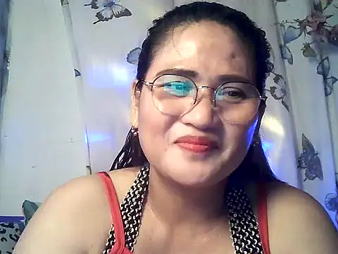 Snapshot of Amazing_Angel22 chatting on 8, 3, 2026 Amazing Angel22 online show from 8, 3, 2026