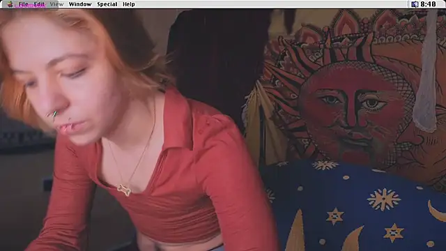 Snapshot of Kryptosworld chatting on 3, 2, 2025 Kryptosworld online show from 3, 2, 2025