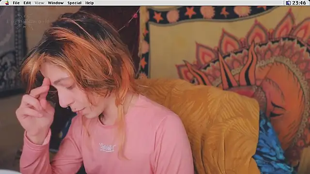 Snapshot of Kryptosworld chatting on 18, 2, 2025 Kryptosworld online show from 18, 2, 2025