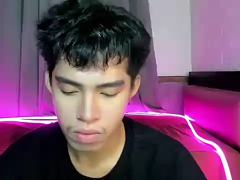 Lightjt04 online show from 6, 10, 2025