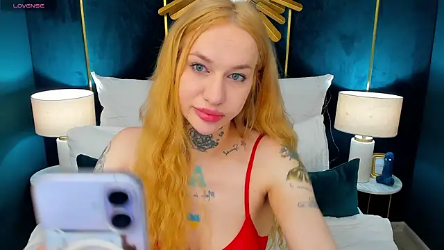 Snapshot of SarahLust chatting on 16, 5, 2026 SarahLust online show from 16, 5, 2026
