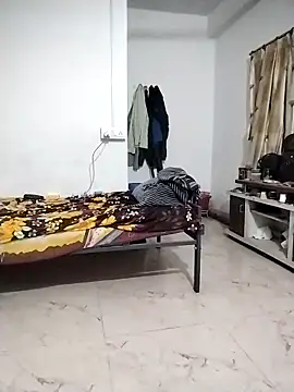 Desi Londa 143 online show from 8, 4, 2026