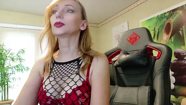 Snapshot of HotLana69 chatting on 15, 2, 2025 HotLana69 online show from 15, 2, 2025