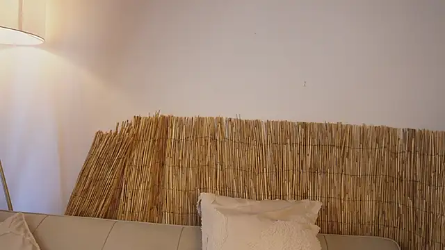 bunnycuteshy online show from 22, 4, 2026