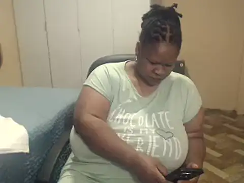 Snapshot of sweetnoziexx chatting on 6, 5, 2026 sweetnoziexx online show from 6, 5, 2026