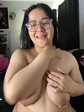 MsConejitaa online show from 2, 3, 2025