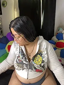 MsConejitaa online show from 24, 4, 2026