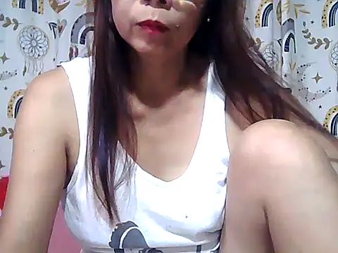 urwife tobe online show from 25, 4, 2026