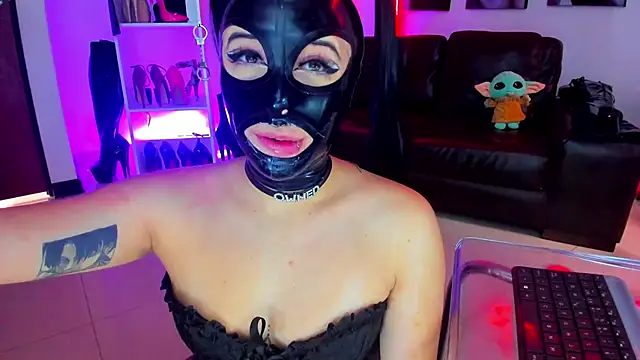 Snapshot of kayilyn chatting on 31, 1, 2025 kayilyn online show from 31, 1, 2025