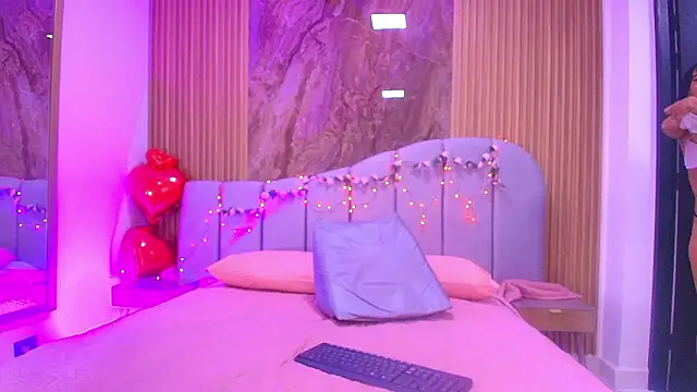 arletmss online show from 10, 3, 2026