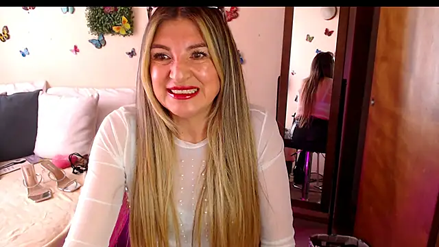 Jolie-Mature online show from 17, 7, 2026