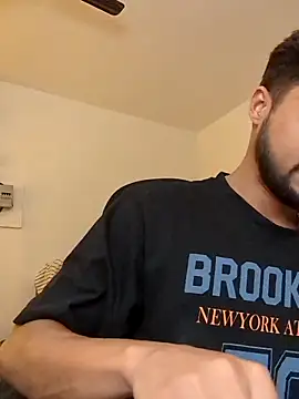 Snapshot of _IRRESISTIBLE_ chatting on 7, 2, 2025 IRRESISTIBLE online show from 7, 2, 2025