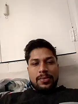 Snapshot of _IRRESISTIBLE_ chatting on 16, 11, 2025 IRRESISTIBLE online show from 16, 11, 2025