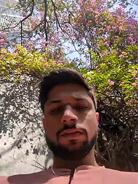 Snapshot of _IRRESISTIBLE_ chatting on 18, 11, 2025 IRRESISTIBLE online show from 18, 11, 2025