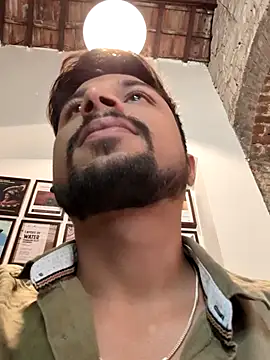 Snapshot of _IRRESISTIBLE_ chatting on 21, 12, 2025 IRRESISTIBLE online show from 21, 12, 2025