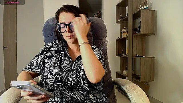 Snapshot of Arya_starrk chatting on 8, 11, 2025 Arya starrk online show from 8, 11, 2025