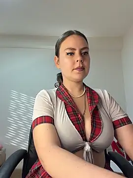 Stoned-baby69 online show from 12, 6, 2026