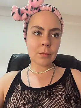 Stoned-baby69 online show from 14, 6, 2026