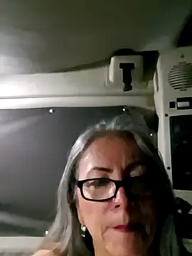 EvaRobinson online show from 30, 12, 2024