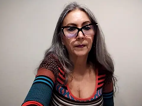 EvaRobinson online show from 21, 1, 2025