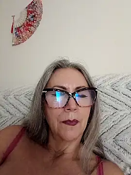 EvaRobinson online show from 22, 1, 2025