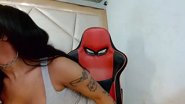 sweet brunettex lovingyou online show from 23, 4, 2026