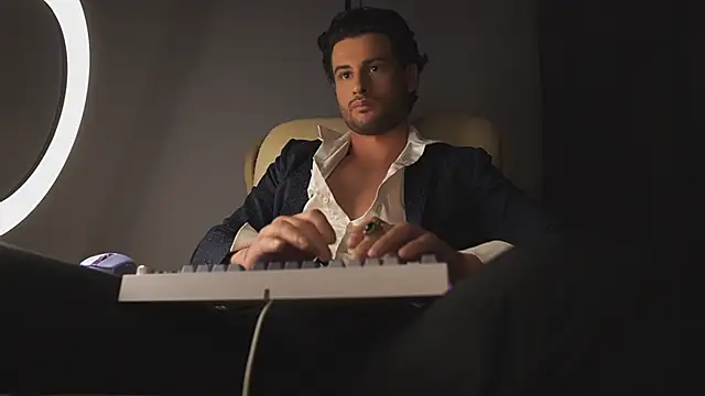 Keen   Luckystrike online show from 3, 3, 2025