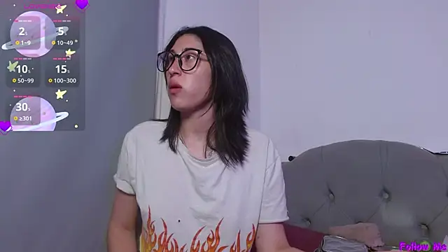 Red-moon1 online show from 3, 10, 2025