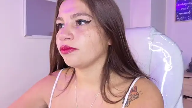 bluee hazell online show from 18, 1, 2026