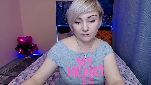 BlondPearl online show from 26, 10, 2025