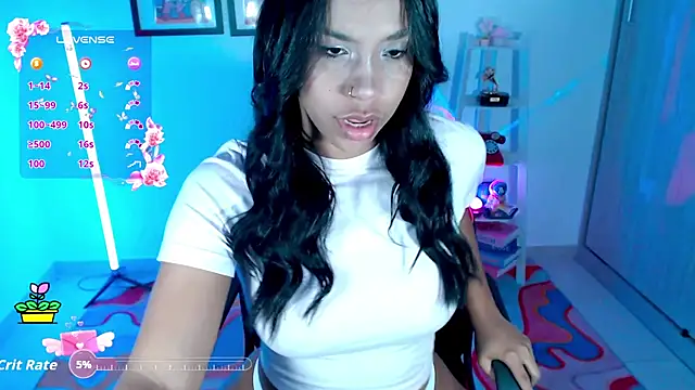 Snapshot of Aaliyahas chatting on 14, 10, 2025 Aaliyahas online show from 14, 10, 2025