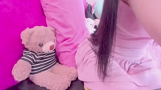 Snapshot of _BABBE_Hii chatting on 13, 3, 2025 BABBE Hii online show from 13, 3, 2025