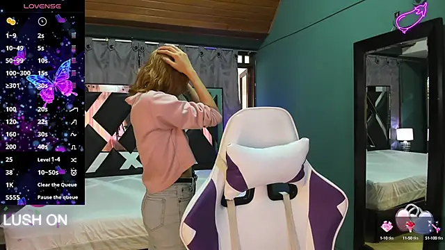 Linda4Petite online show from 11, 2, 2025