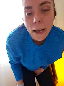 Ellie-L-Elizabeth online show from 27, 2, 2025