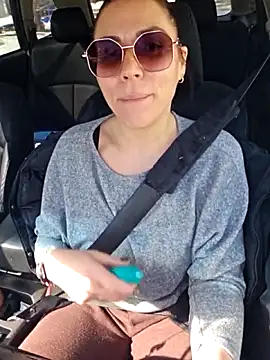 Ellie-L-Elizabeth online show from 18, 3, 2026