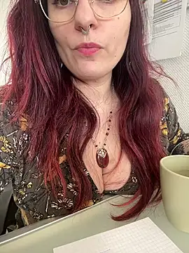 LunaMoongirl online show from 3, 2, 2025