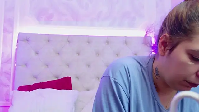 KarinaNoir online show from 16, 1, 2025